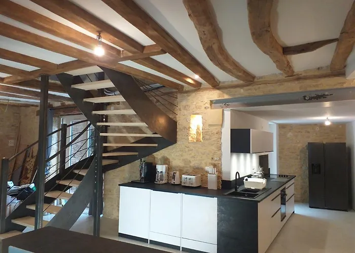 Penzion Le Sourire Du Troubadour - 8 - Baignade A 300 M - Salle De Jeux - Poele A Bois
