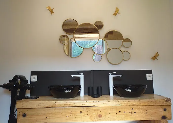 Le Sourire Du Troubadour - 8 - Baignade A 300 M - Salle De Jeux - Poele A Bois *