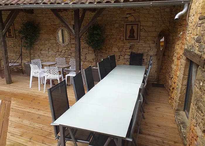 Pensjonat Le Sourire Du Troubadour - 8 - Baignade A 300 M - Salle De Jeux - Poele A Bois Daglan